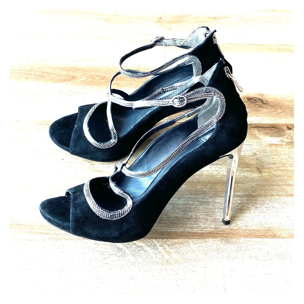 👠 GUESS by Marciano Strappy Heels SEXXXY!! 👠